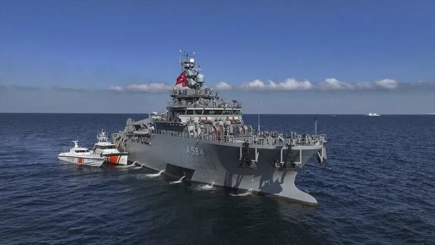 Silivri açıklarındaki kazada batan geminin bulunduğu bölgedeki çalışmalar sürüyor