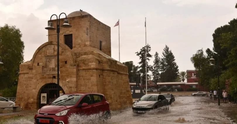 Meteoroloji’den saat 12.00’den 17.00’ye kadar kuvvetli yağış uyarısı