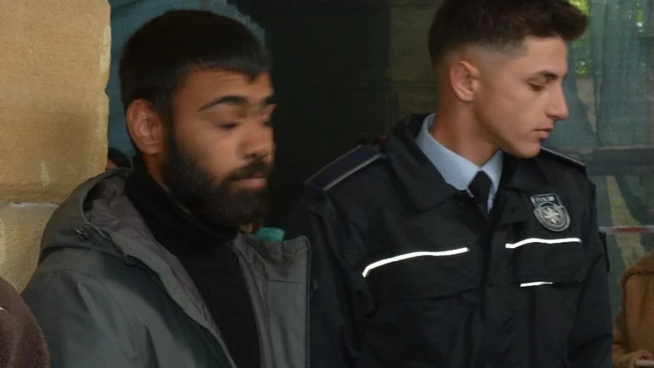 Lefkoşa’da evden para ve ziynet eşyası çalan iki sanığa hapis cezası