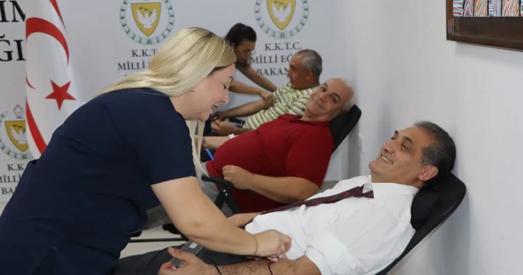 Milli Eğitim Bakanlığı personeli kan bağışında bulundu