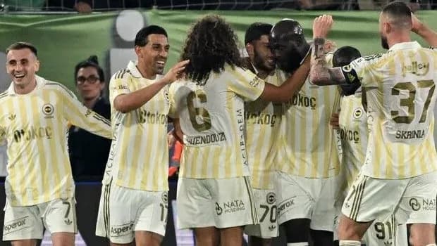 Fenerbahçe, UEFA Şampiyonlar Ligi'nde yarın Aston Villa'ya konuk olacak