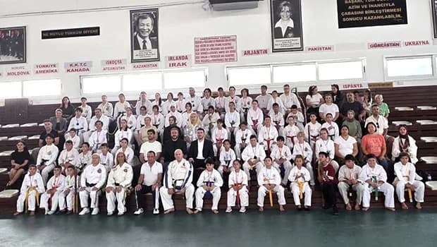 Taekwondocular Hüsrev Çağın anısına yarıştı