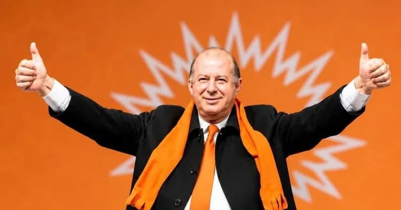 Dinçyürek geri dönme kararı aldı: Elif gibi dimdik durmaya devam edeceğiz