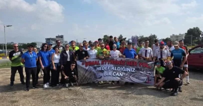 Pedallar yollarda döndü