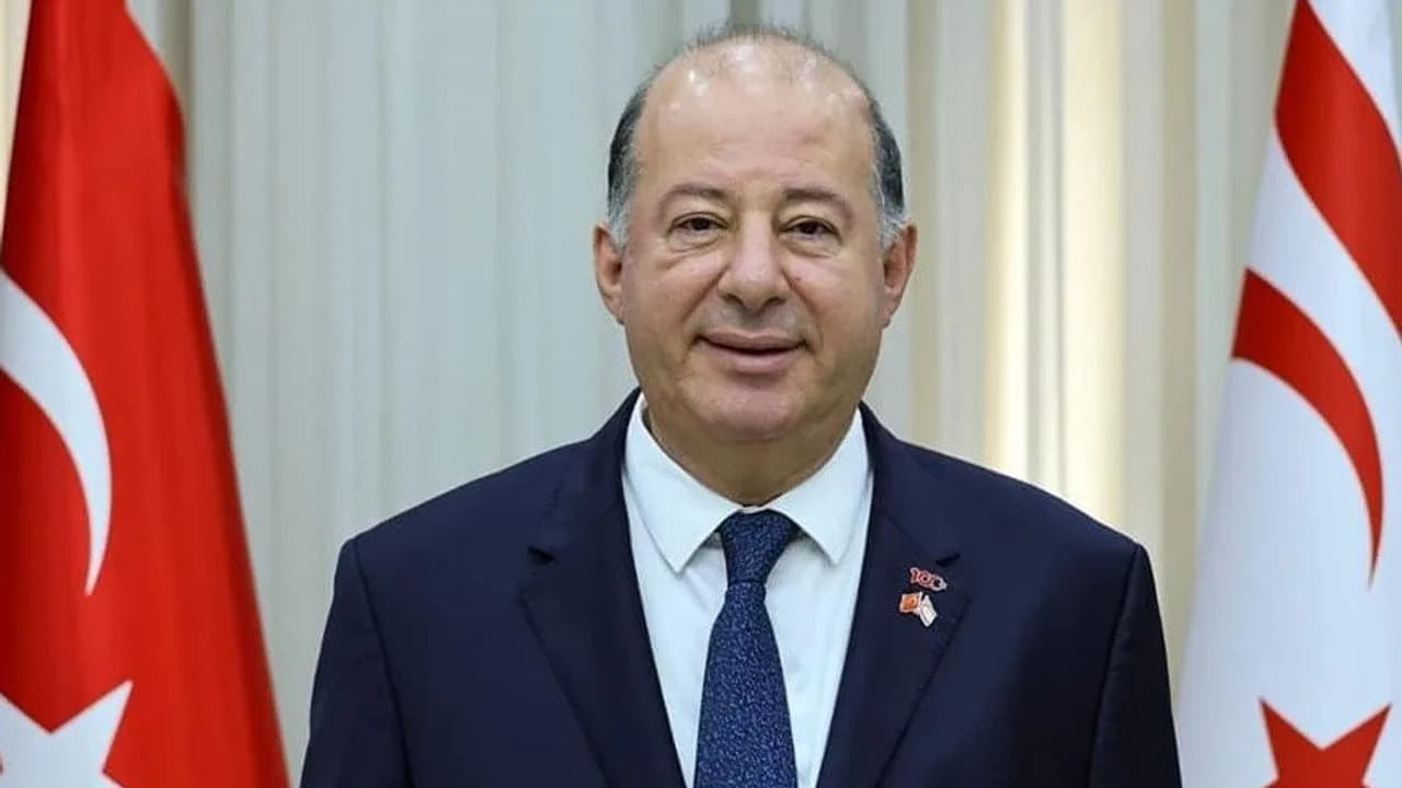 Dinçyürek, UBP’nin 51. kuruluş yıl dönümünü kutladı