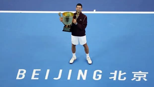 Djokovic Çin'de tarih yazdı