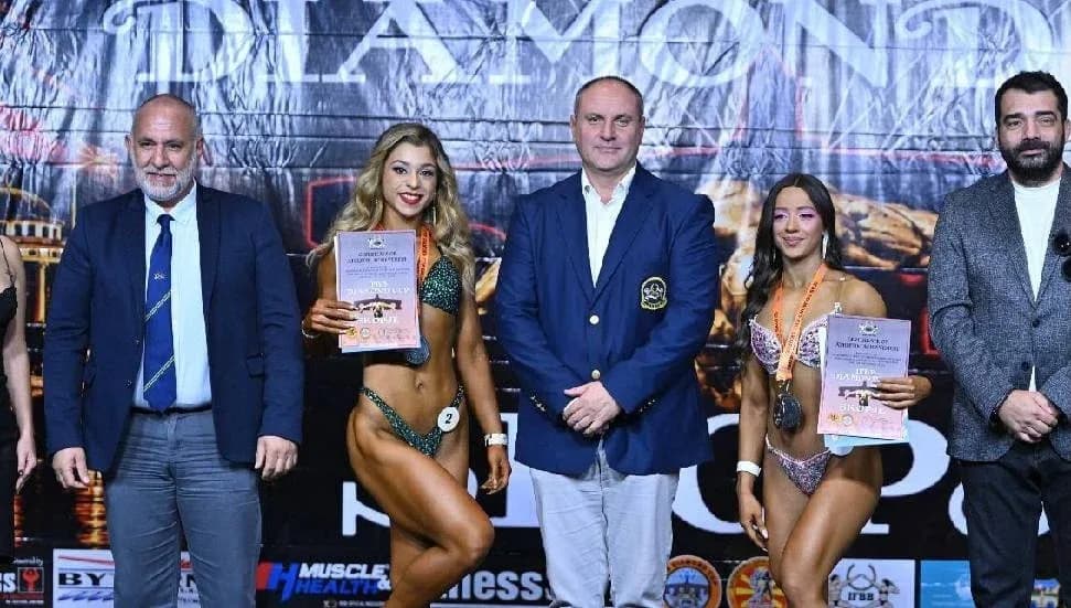 Vücut geliştirme milli takım sporcularından Makedonya’da çifte şampiyonluk