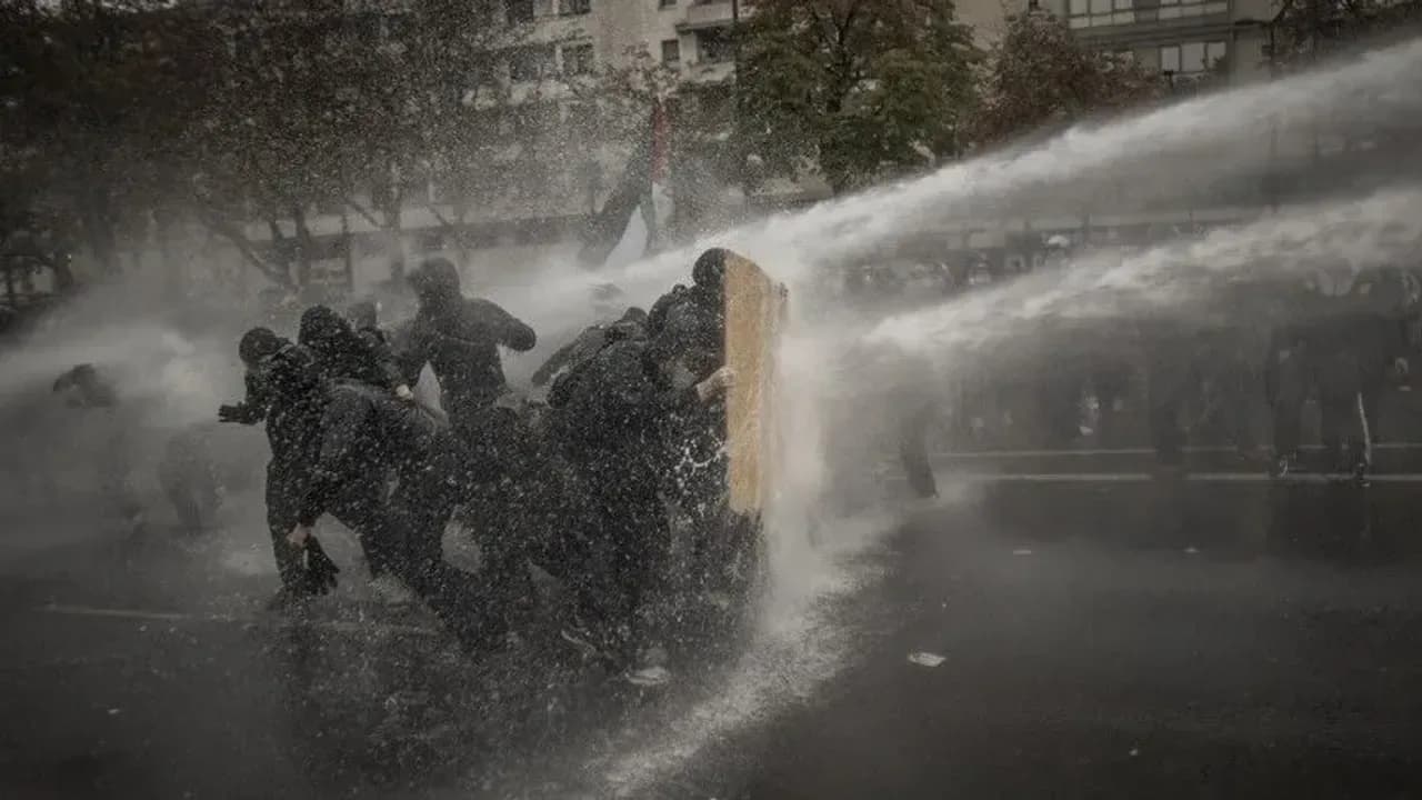 Avrupa sokaklarına ekim ayında protestolar damga vurdu