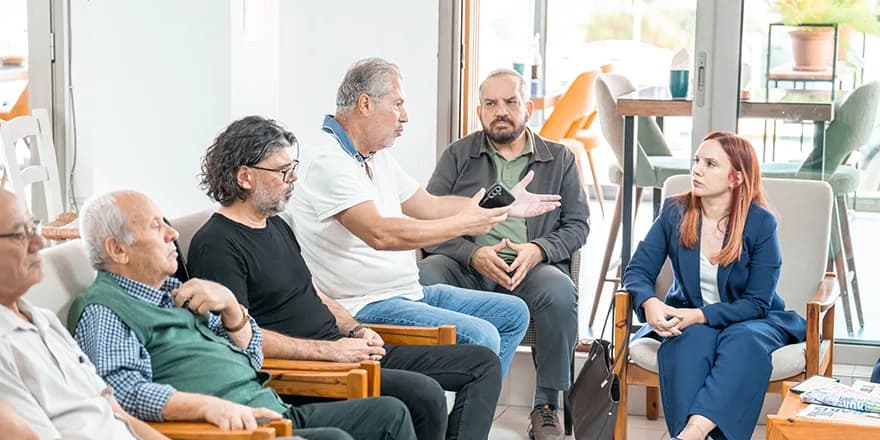 Bağımsızlık Yolu, KTAMS’ta eski sendika yöneticileriyle buluştu