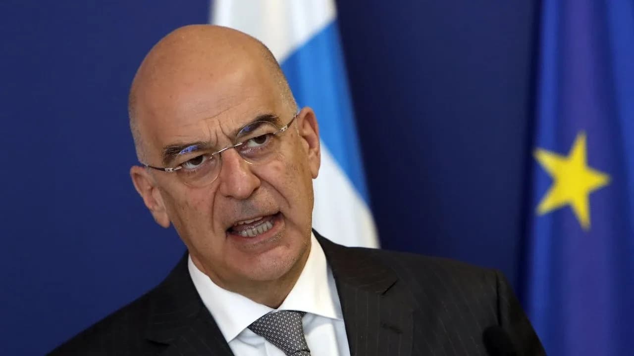 Yunan bakandan Hristodulidis’e: “Savunma kabiliyetlerimiz her zaman emrinizde”