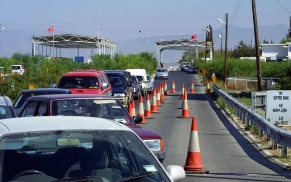 Akaryakıt zammı güneydekileri kuzeye yöneltti: Bir depoda 33 euroluk fark