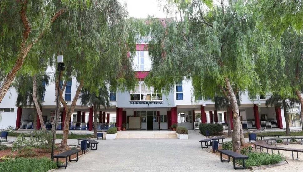 DAÜ YDİHO, Cambridge Sürdürülebilir Sınıf Yarışması’nda birinci oldu