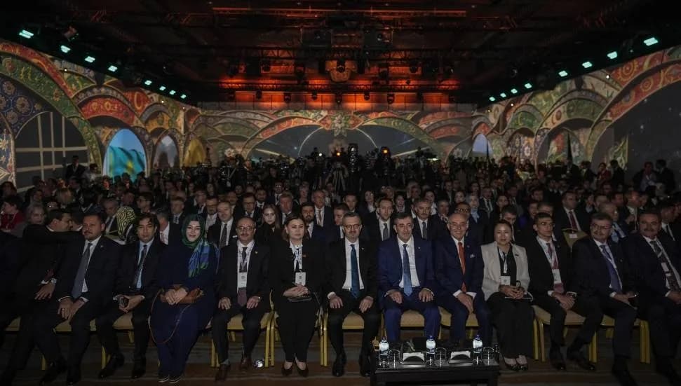 Cumhuriyet Meclisi Milletvekilleri, Ankara’da Türk Dünyası Diyalog Forumu’na katıldı