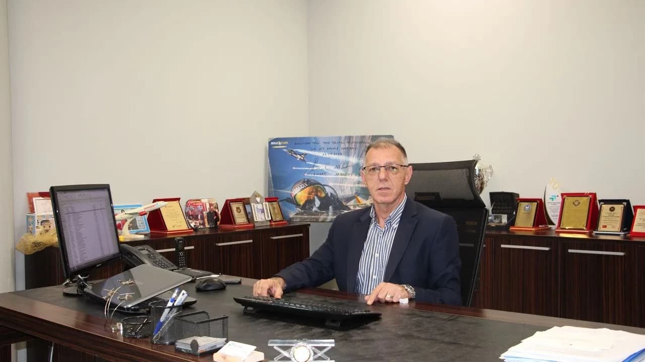 Özçelik: Hava trafik kontrolörleri gökyüzündeki uçuş emniyetinin görünmez kahramanlarıdır