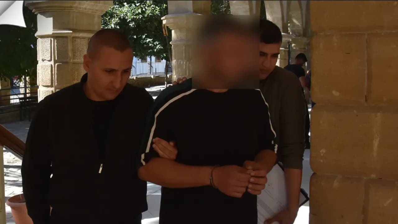 Annesinin öldüğünü söyleyerek kuyumcudan 5 bin TL aldı