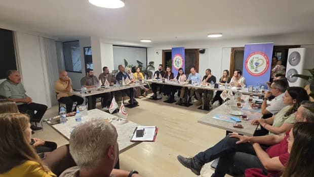 Halkın Partisi, Kıbrıs Türk Eczacılar Birliği ile bir araya geldi