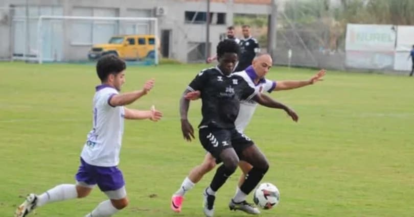 Karaoğlanoğlu uygun adım: 2-0