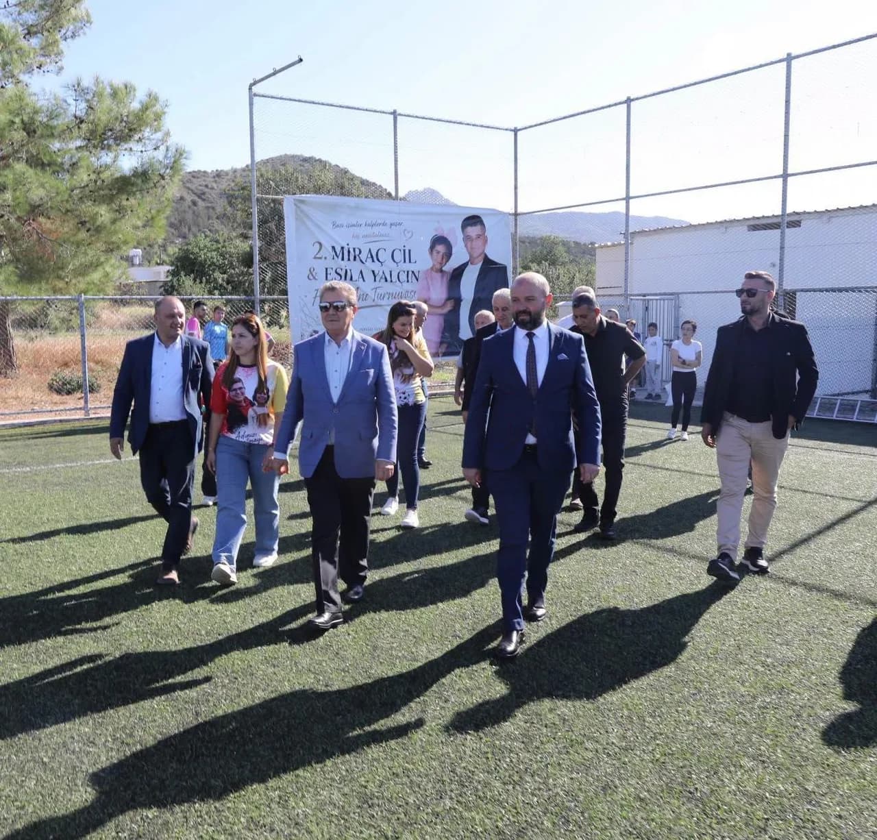 Başbakan Üstel 2. Miraç Çil ve Esila Yalçın Anı Turnuvasına katıldı