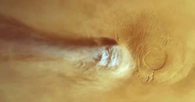 Bilim insanları, Mars’taki gizemli bulutun sırrını çözdü
