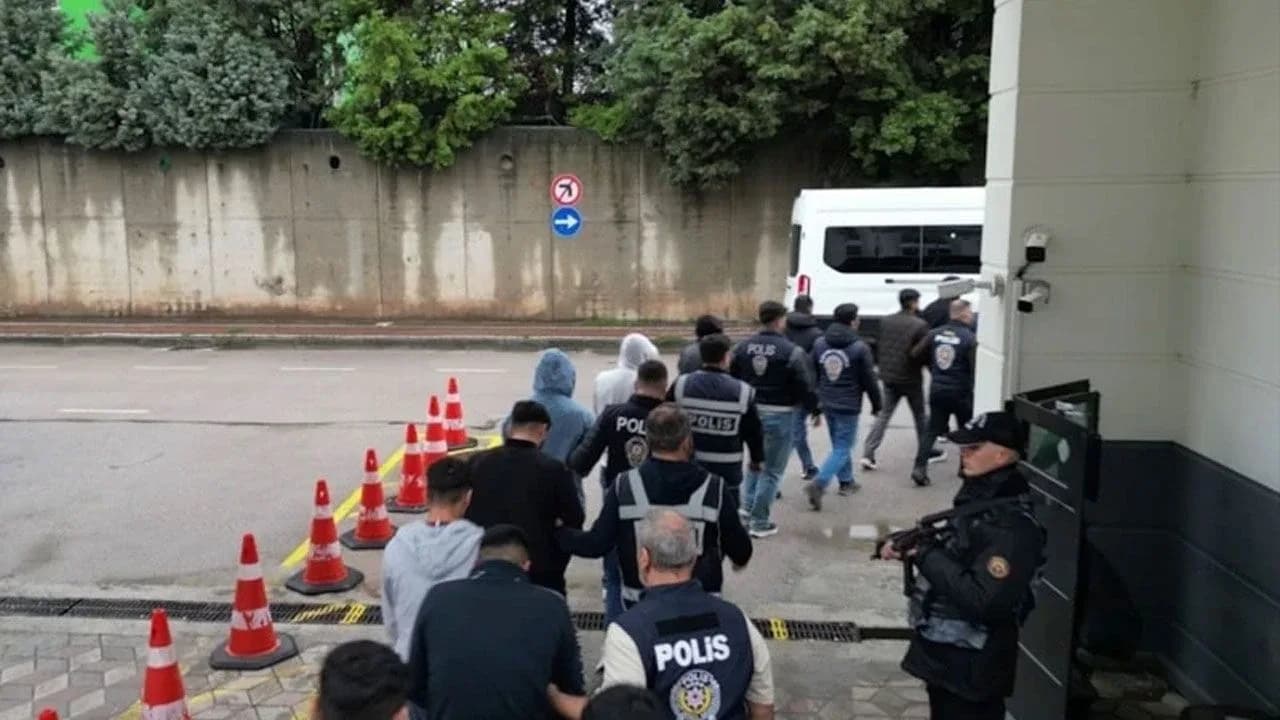Türkiye'de 16 ilde yasa dışı bahis operasyonu