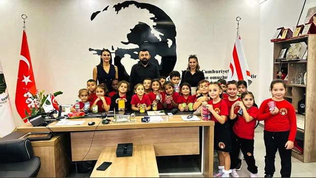 Serdarlı İlkokulu öğrencilerinden sokak hayvanlarına anlamlı destek