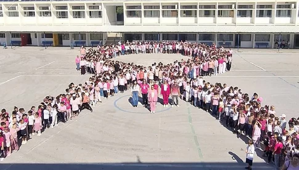 23 Nisan İlkokulu’ndan meme kanseri farkındalığına pembe destek