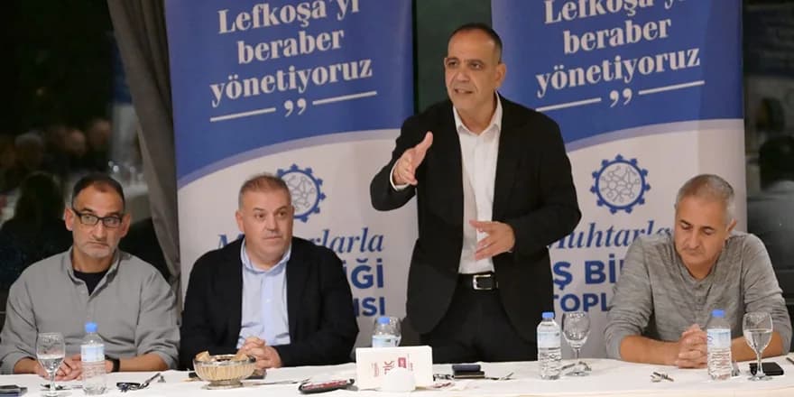 Harmancı muhtarlarla bir araya geldi