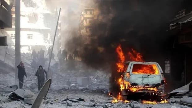 Suriye'nin Hama ilinde minibüs saldırısında 7 kişi öldü, 4 kişi yaralandı