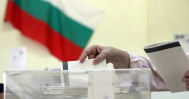 Bulgaristan’da vatandaşlar cumhurbaşkanı seçimi için yarın sandık başına gidecek