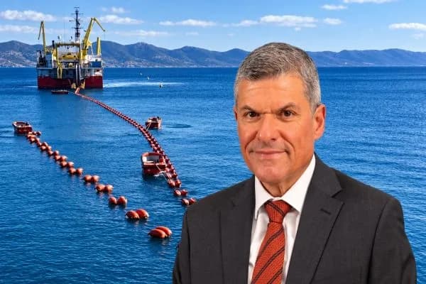 Eski Enerji Bakanı: “Türkiye Kıbrıs’ı enerji açısından izole etmek istiyor”