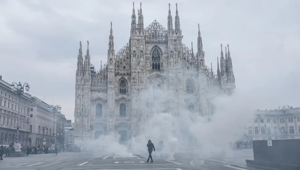 Milano’da hayat pahalılığı protestolarında 160 kişi gözaltına alındı