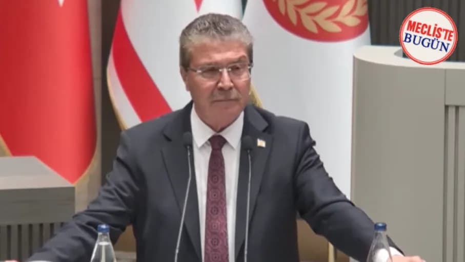 Üstel arsa dağıtımlarını savundu, İncirli yanıt verdi: “Bazı insanların kuradan bile haberi olmadığını da biliyoruz”
