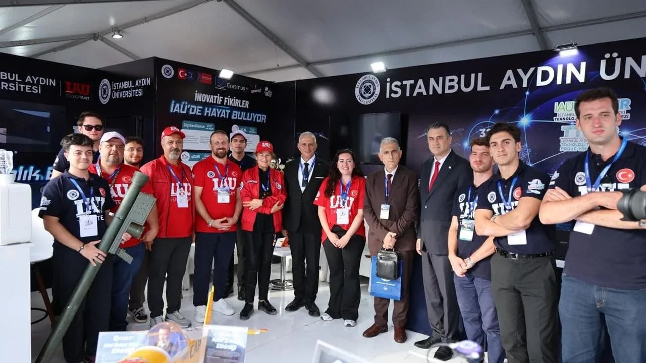 Taçoy TEKNOFEST’e katıldı: “Milli Teknoloji Hamlesi güçlü şekilde ilerliyor”