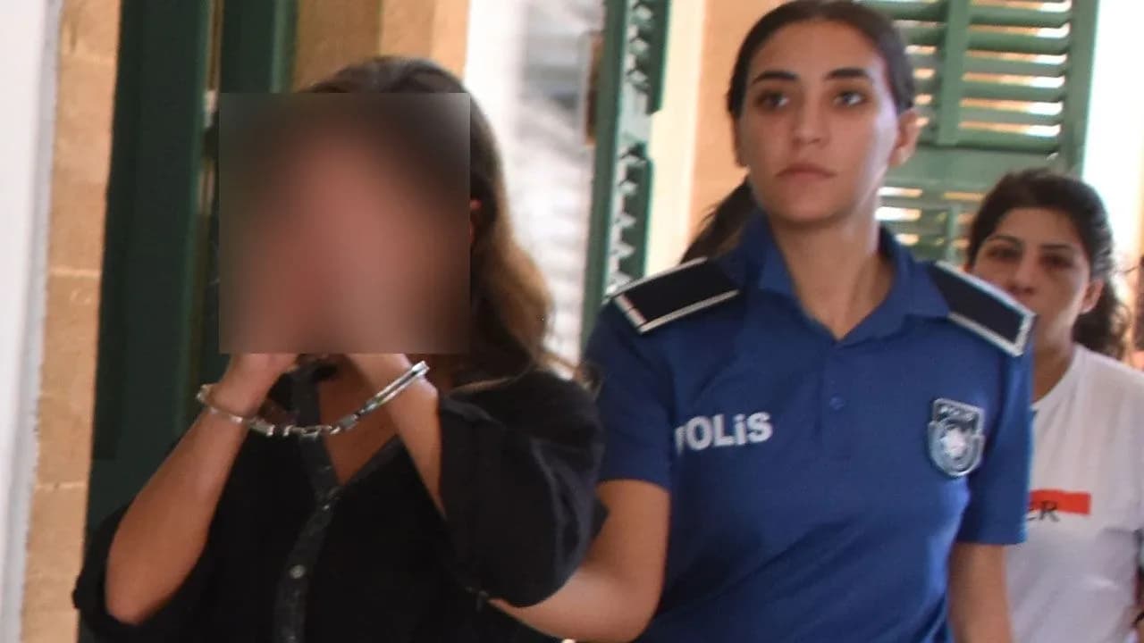 Ercan’da valizinde yasaklı madde bulunan zanlı cezaevine gönderildi