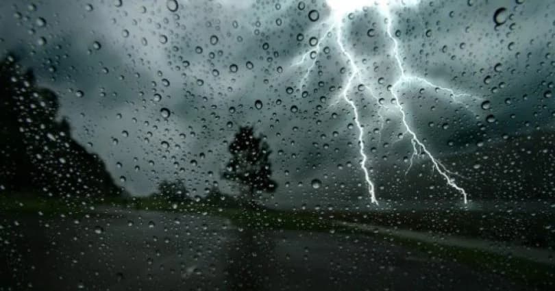 Rum Meteoroloji Dairesi’nden turuncu uyarı: 18 bölge sular altında kalabilir