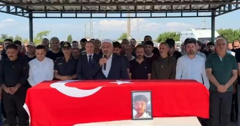 Gemi kazasında hayatını kaybeden Özgür Gönül Tarsus’ta defnedildi