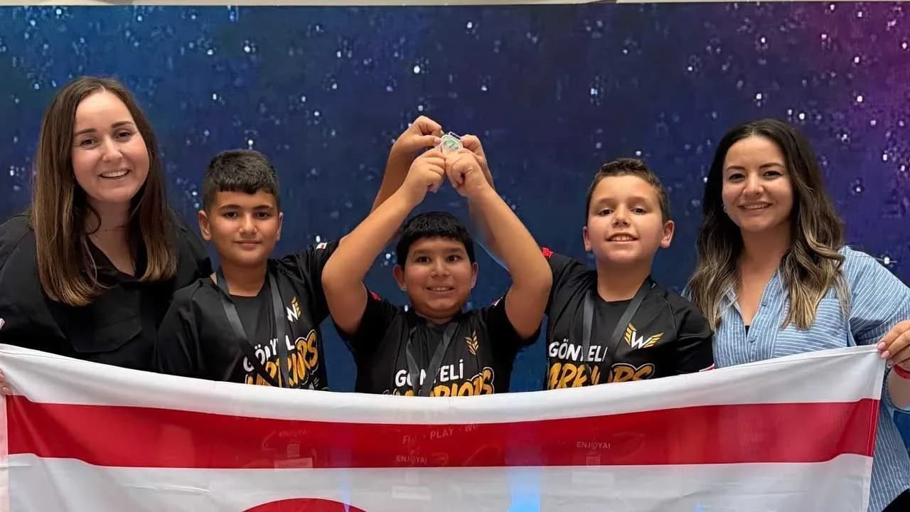 Kıbrıs Robofest öğrencileri Avrupa Drone Futbolu’nda zirvede…