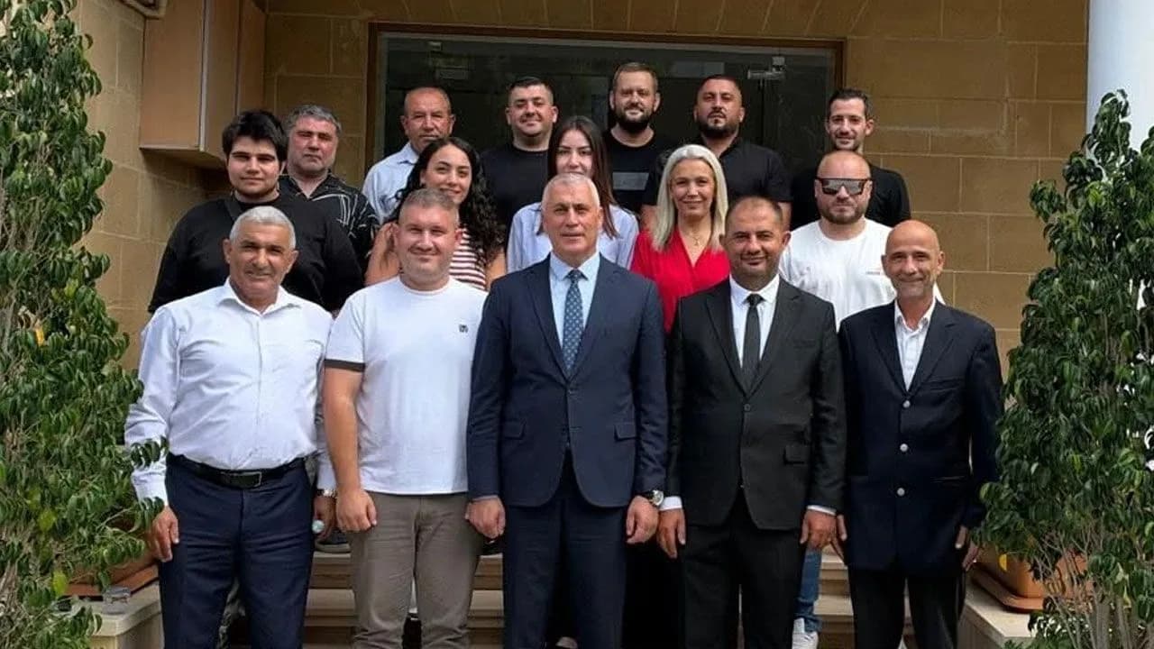 Olgun Amcaoğlu, UBP'den milletvekilliği aday adaylığı başvurusunu yaptı