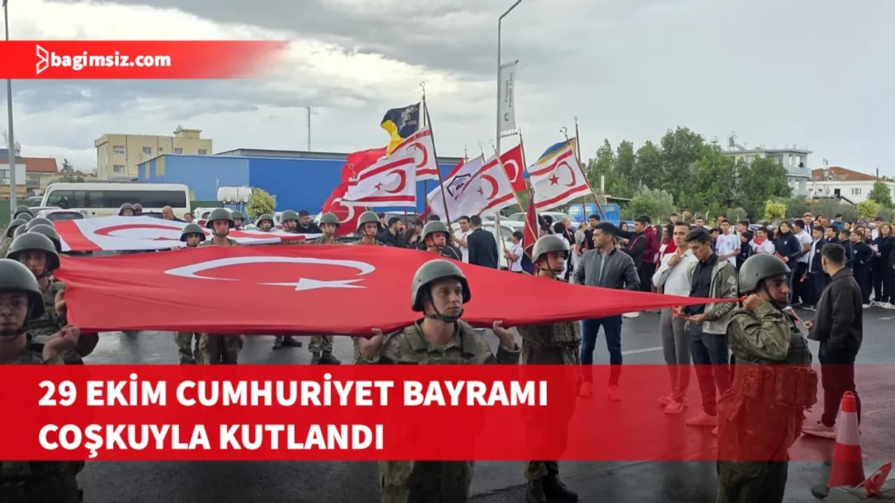 29 Ekim Cumhuriyet Bayramı ilçelerde törenlerle kutlandı
