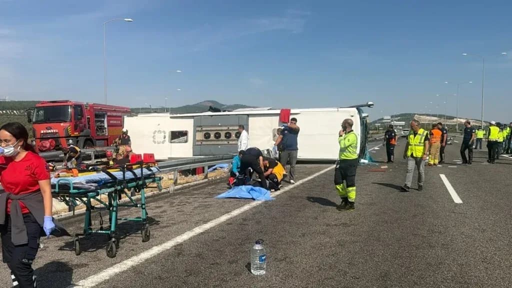 Manisa’da feci kaza: 11 ölü, 27 yaralı