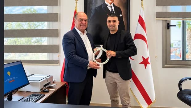 CTP Geçitkale Serdarlı Belediye Başkan adayı Salih Ruso, Ali Karavezirler’i ziyaret etti