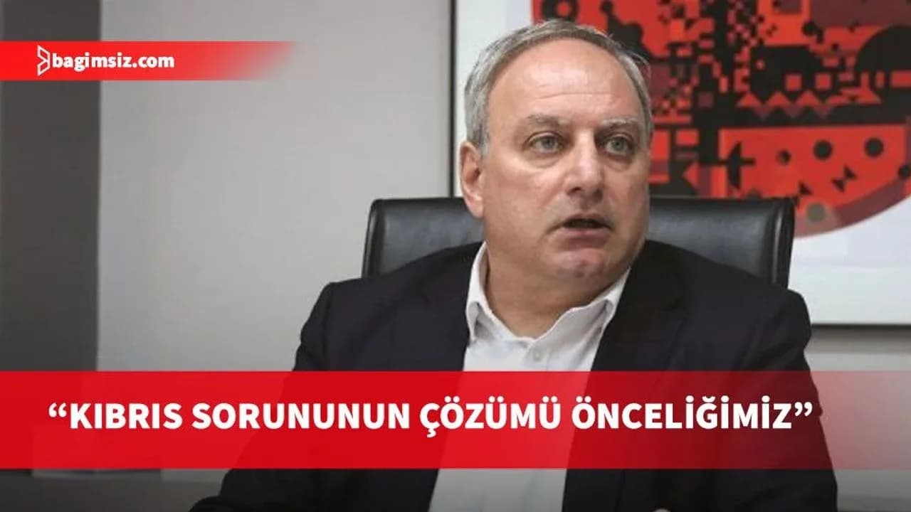 Stefanu, Kıbrıs sorununun çözümünün AKEL'in öncelikleri arasında olduğunu açıkladı