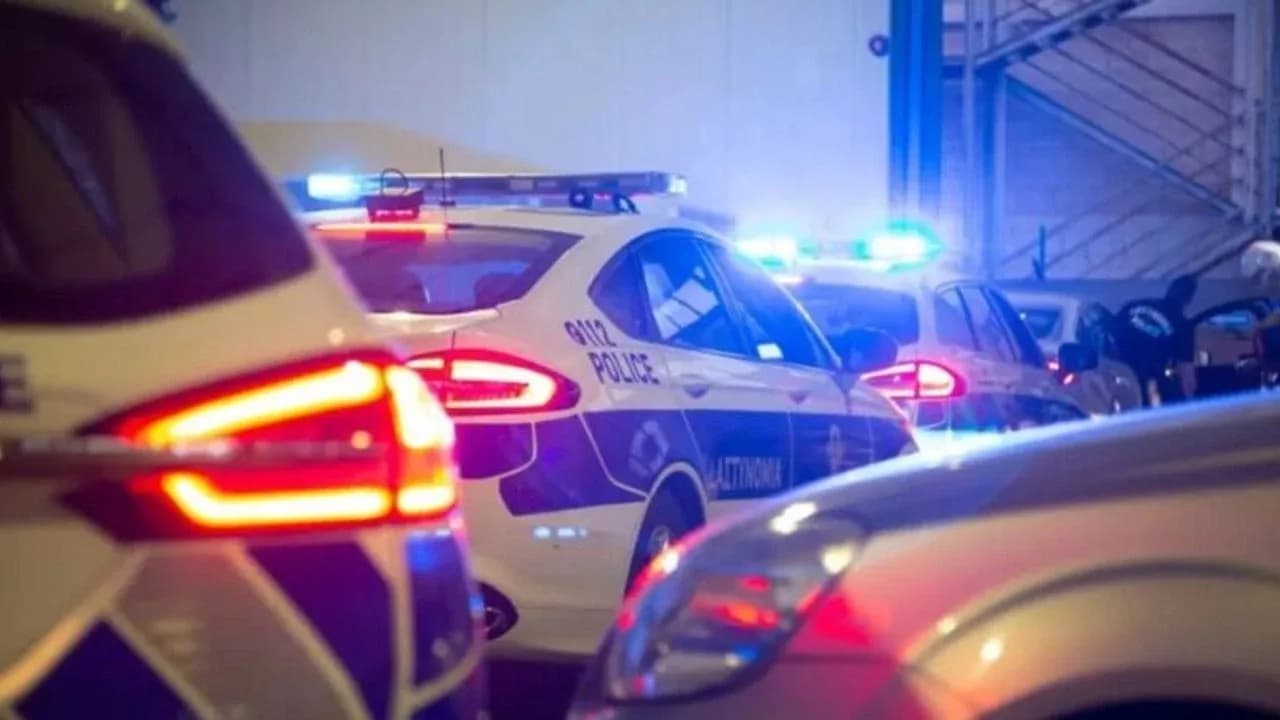 Güney Kıbrıs’ta maskeli 5 kişi Rus çifti koli bandıyla bağlayıp soydu