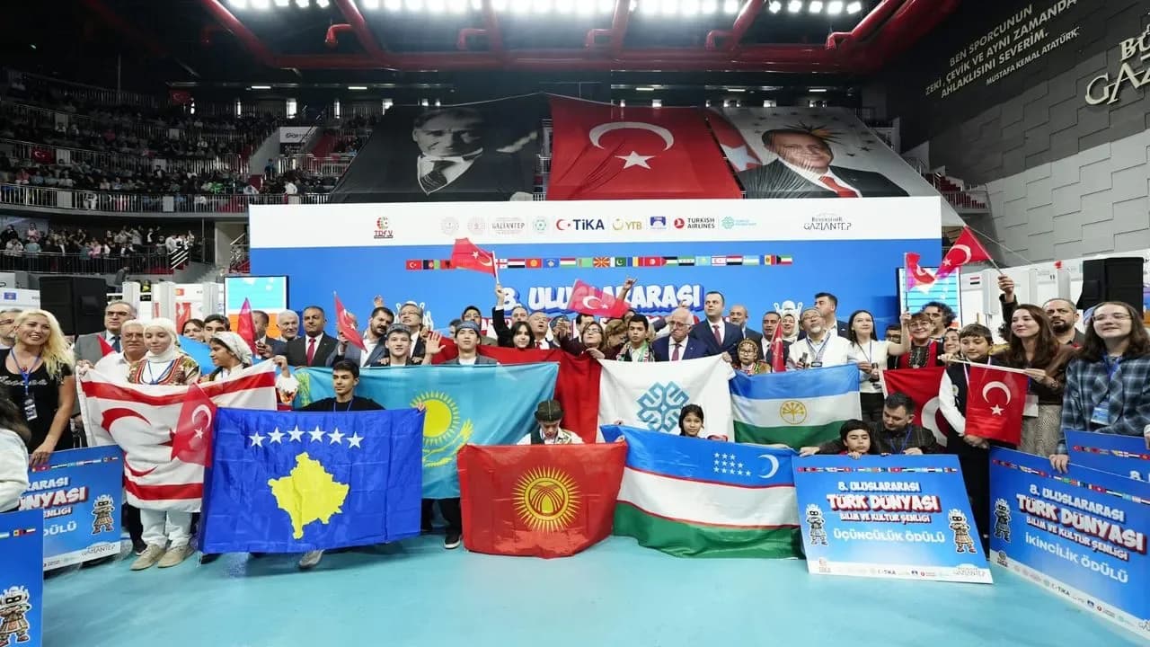 KKTC'li Betül Sultan'ın Temiz Su Projesine Ödül