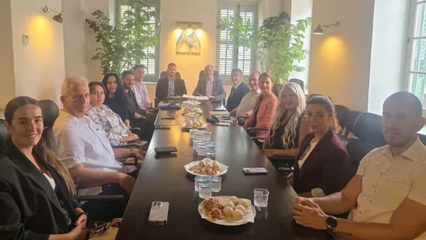 Halkın Partisi Mimarlar Odası'nı ziyaret etti