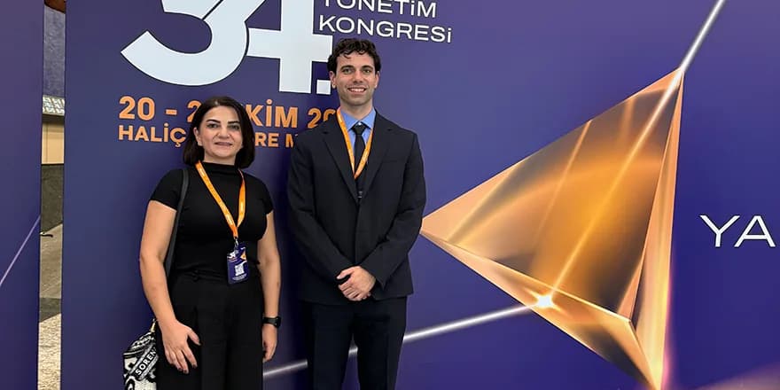 Creditwest Bank ekibi, PERYÖN’ün 34. İnsan Odağında Yönetim Kongresi’ne katıldı