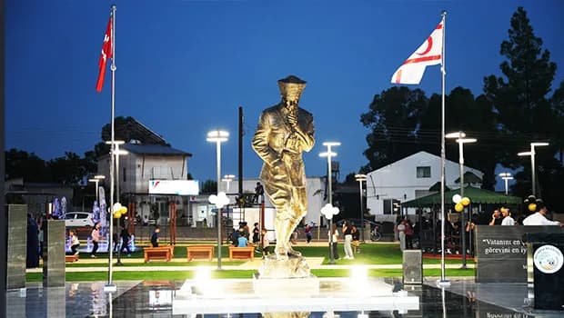 Vadili Atatürk Büstü ve Çok Amaçlı Açık Hava Spor Merkezi’nin Açılışı Gerçekleştirildi
