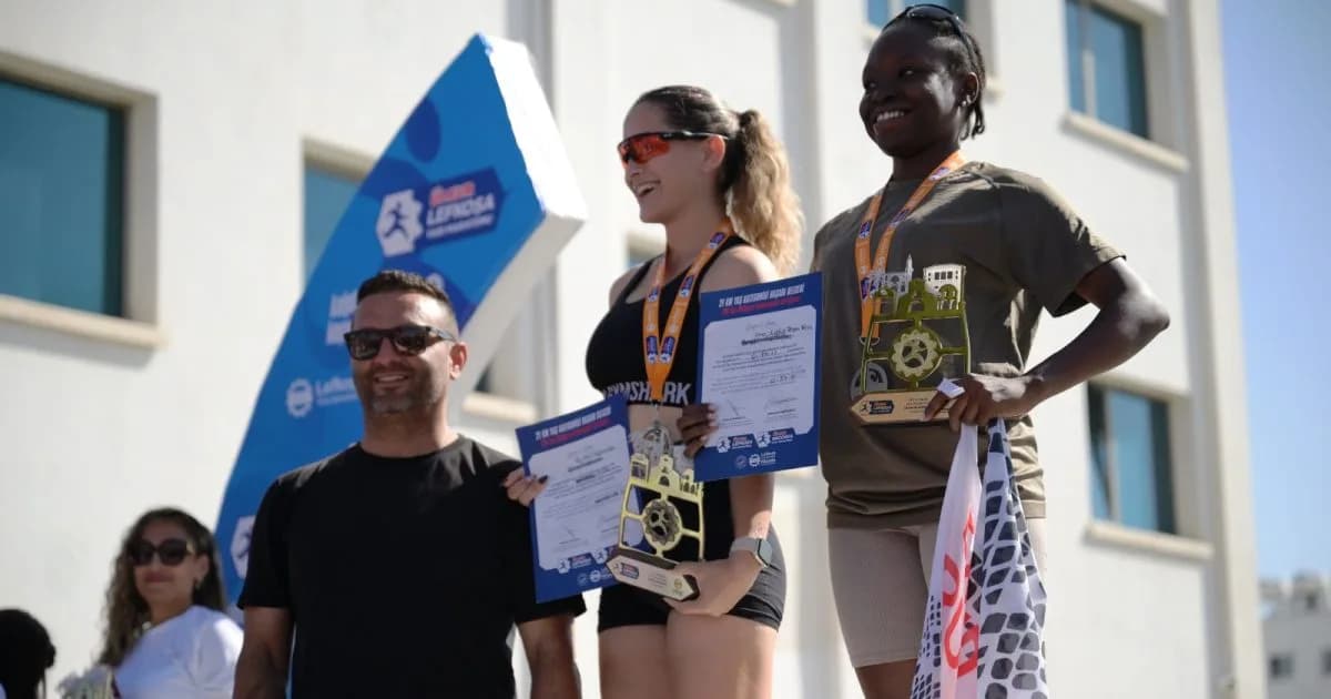 Lefkoşa Maratonunda dereceye girenlere ödülleri verildi