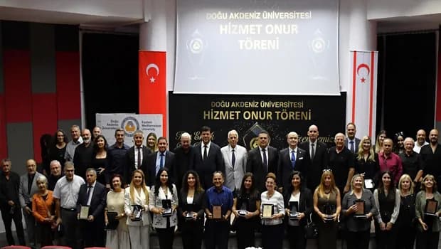 DAÜ’de Emek ve Vefa Buluşması: Hizmet Onur Töreni Gerçekleştirildi