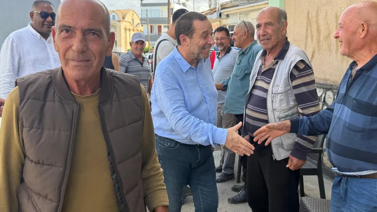 Denktaş, Bostancı’yı ziyaret etti